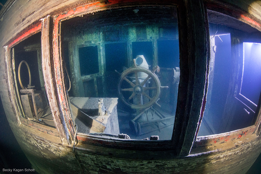 Photo of the pilot house of a shipwreck